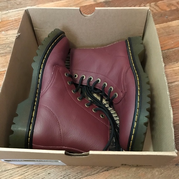 Dr. Martens Shoes - Dr. Martens Luana